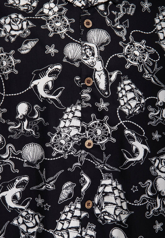 Detailaufnahme Hawaii Tattoo Hemd