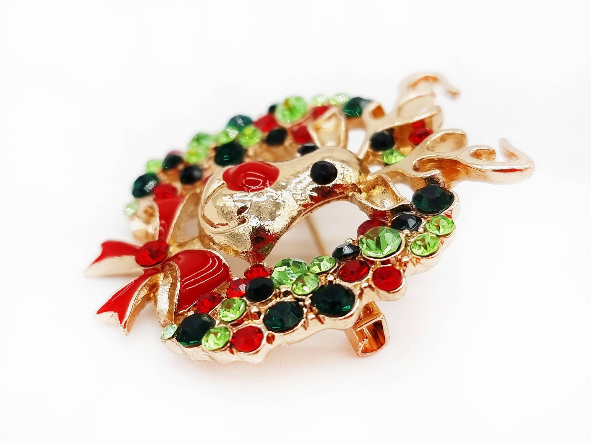 Weihnachtsbrosche „Rudolph im Kranz“ - Dotty&Dan