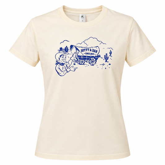 Limitiertes Herren Jubiläums-Shirt 10 Jahre Dotty&Dan in Creme mit blauem Western Planwagen Motiv Since 2016
