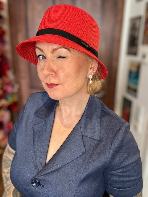 1930 Haube in rot - Dotty&Dan