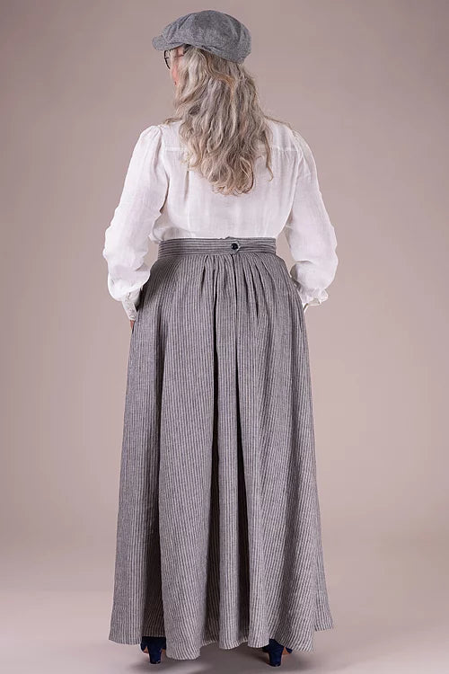 The Rare Rear Skirt - Grandma stripe