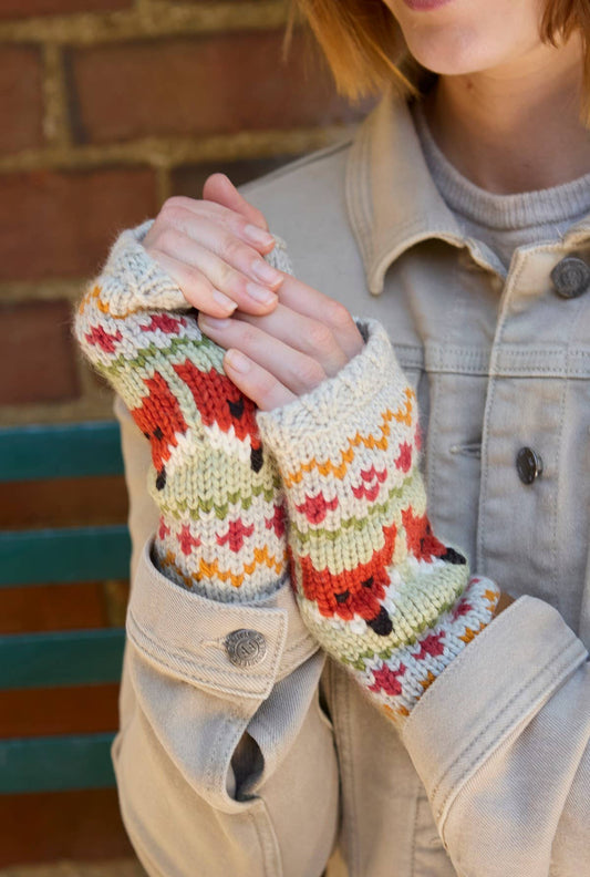 Fingerlose Merino-Handwärmer mit Fuchs und Fair-Isle-Muster von Pachamama – Produktfoto 3
