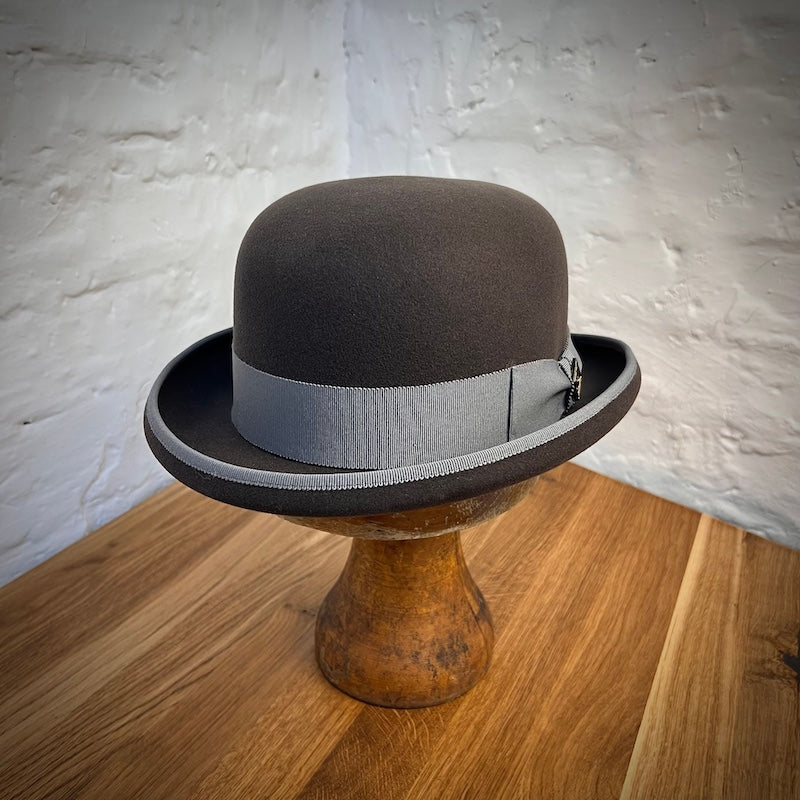 1920 Bowler Schlamm – Wollfilz-Hut mit grauem Ripsband - Dotty&Dan