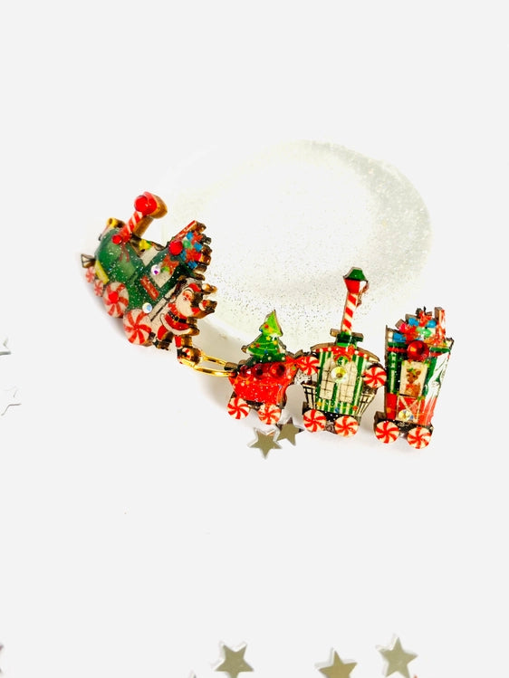 Festliche Weihnachtszug-Holzbrosche mit Edelsteinen