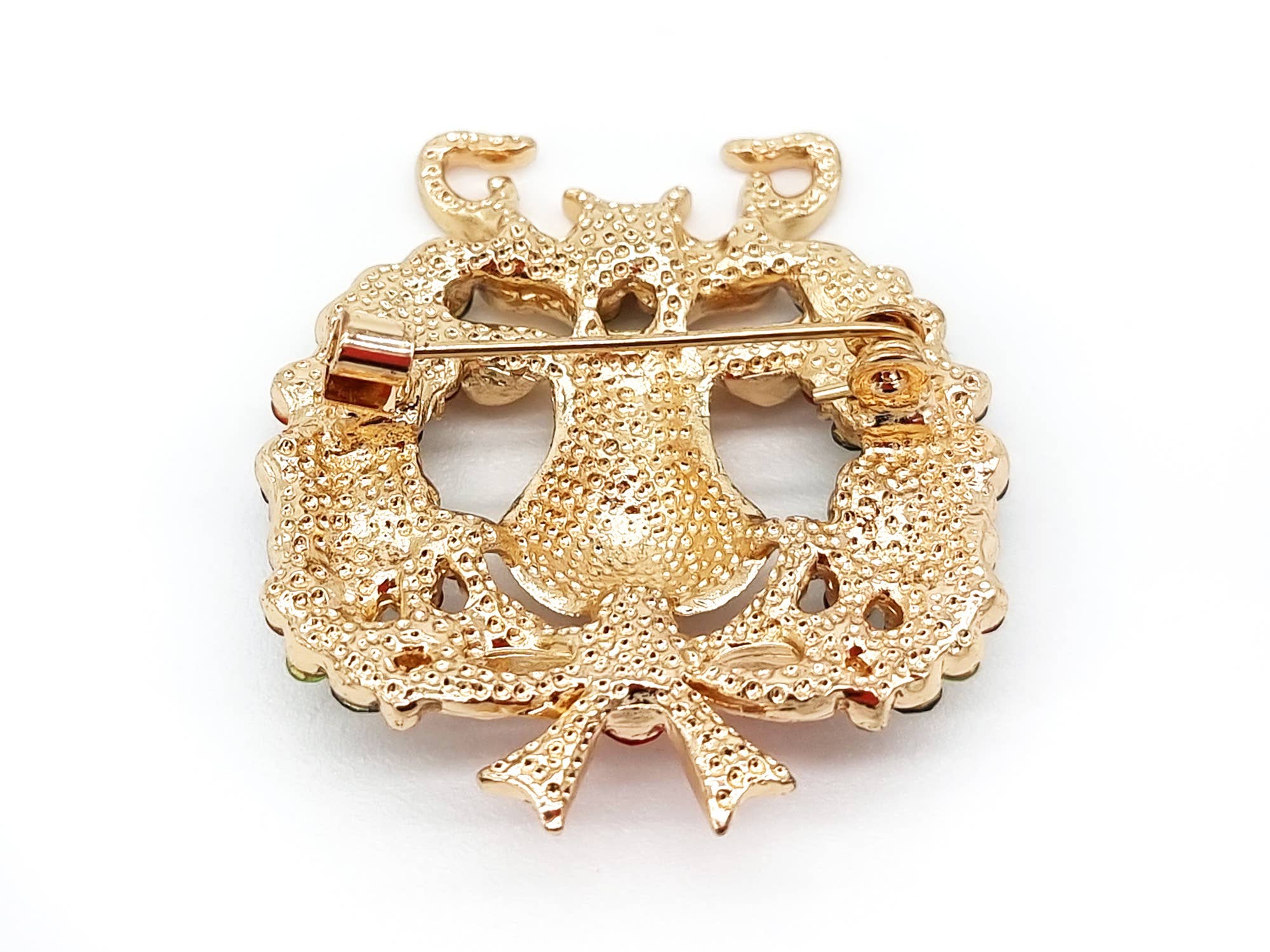 Weihnachtsbrosche „Rudolph im Kranz“ - Dotty&Dan