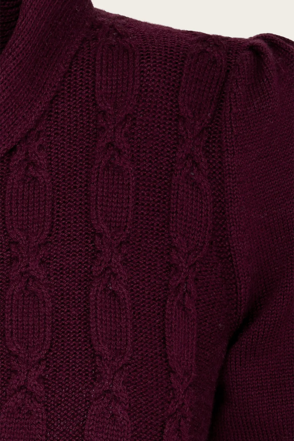 The Screen Siren Cardigan Black Cherry Wool – Ansicht 2 – emmy design