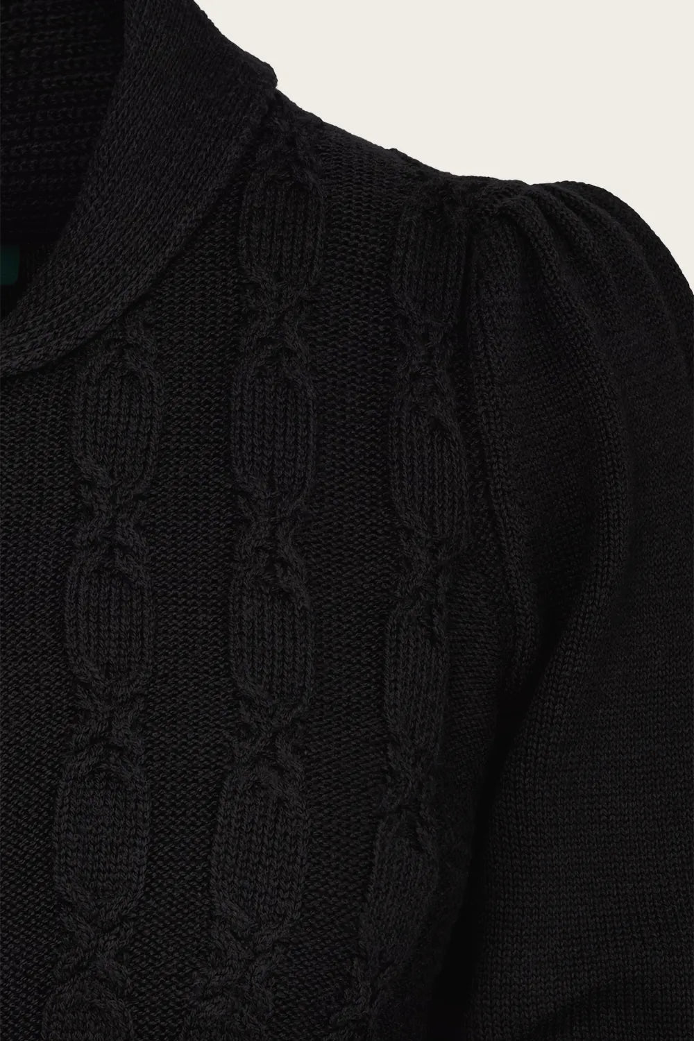 emmy design The Screen Siren Cardigan schwarz – Detailansicht