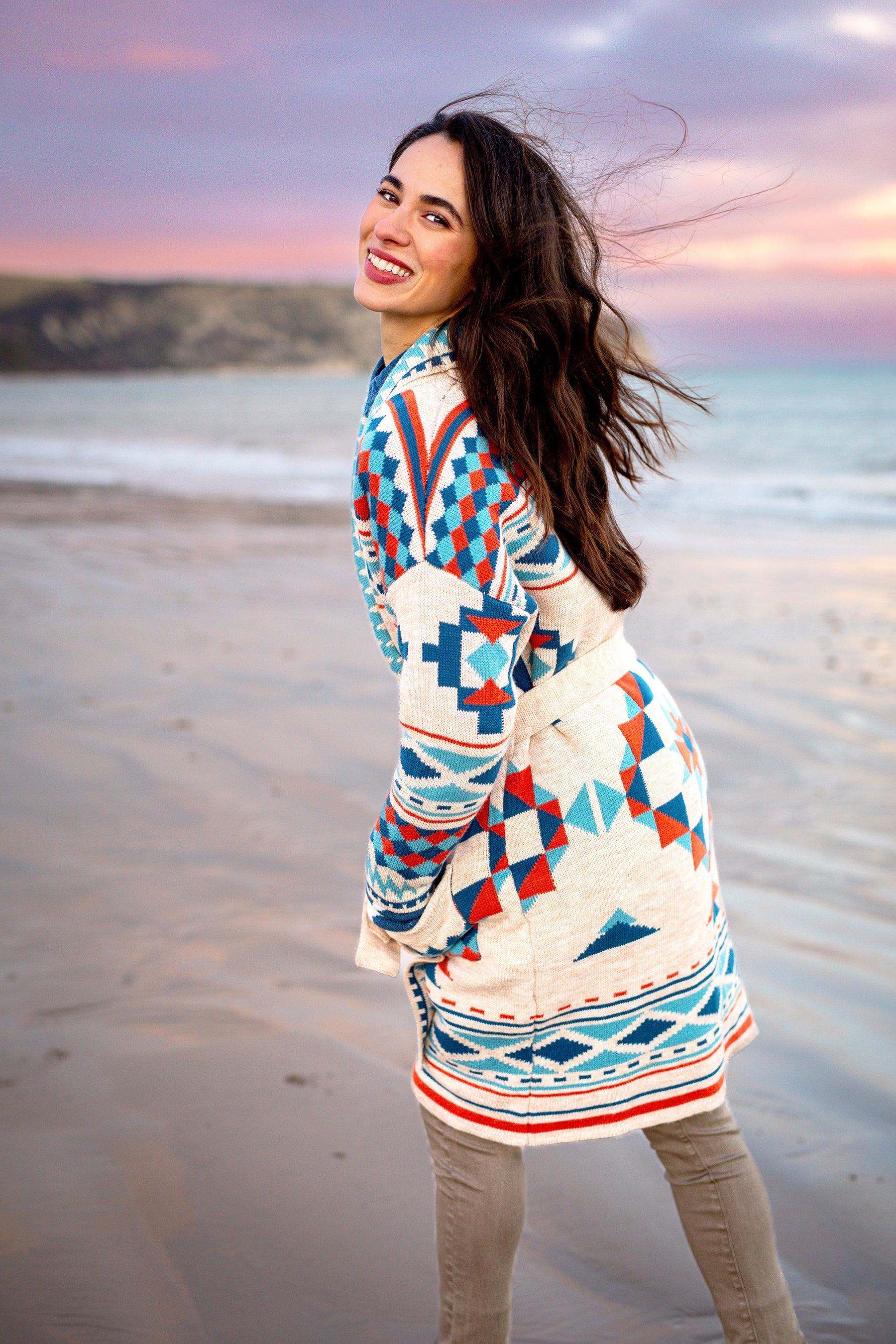 Strickmantel mit Geo Muster - Dotty&Dan