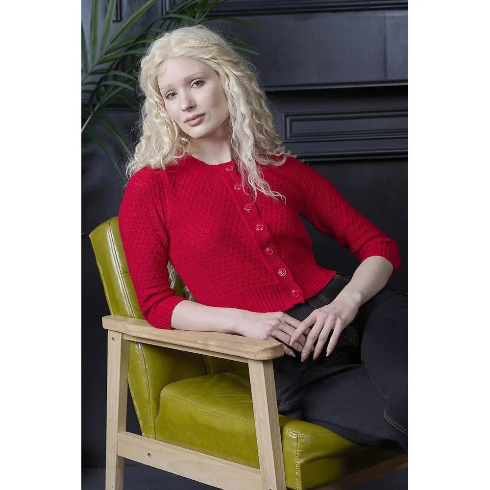 Banned Retro Fara Cardigan in Rot, Baumwoll-Strickjacke mit Wabenstruktur und 3/4-Ärmeln, Produktfoto 2