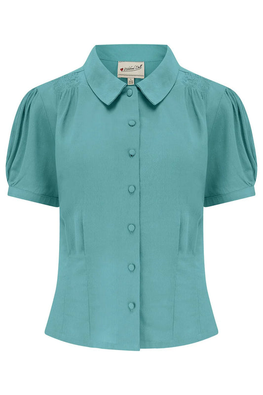 Weekend Doll Bette Blouse in Teal mit Peter-Pan-Kragen und bezogenen Knöpfen in der Vorderansicht