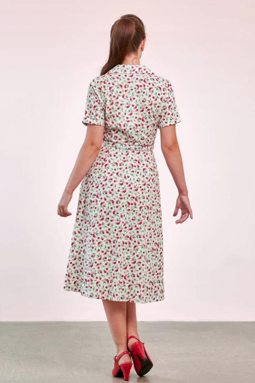 Retro Kleid Damen mit Kirschmuster und Gürtel