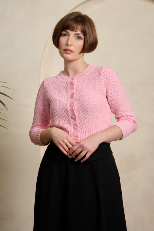Rosa Vintage Cardigan von Banned Retro mit Wabenstruktur