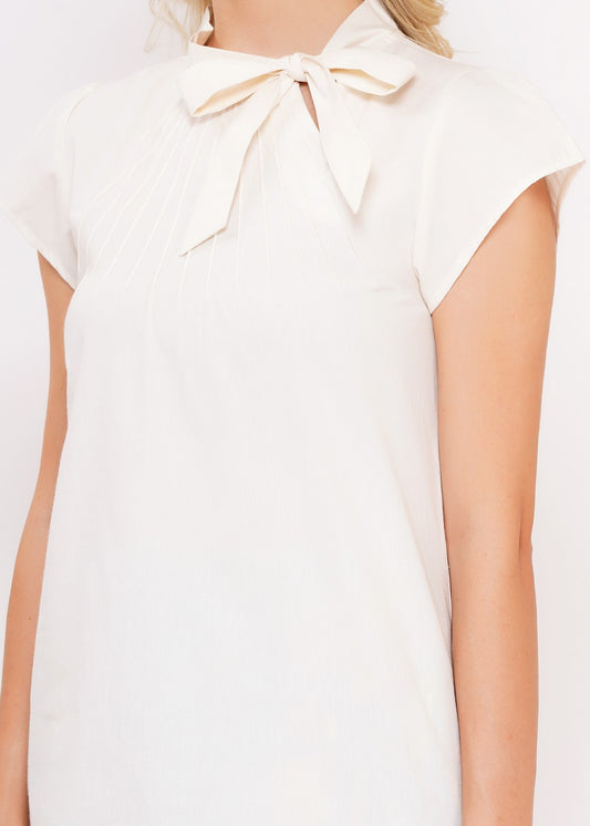 Detailansicht Schluppenbluse Anna ivory – Baumwollbluse Damen