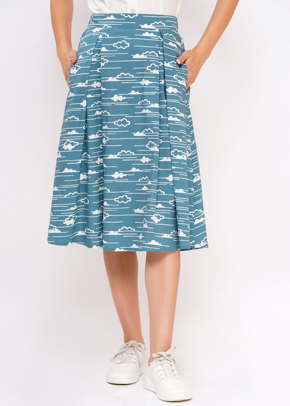 Vintage Rock Damen eisblau Wolkenprint Kellerfalten