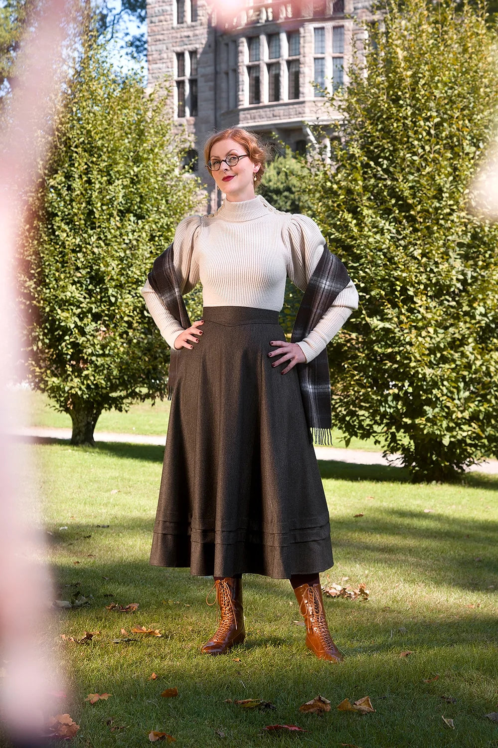 Emmy Design Tireless Trailblazer Skirt Brown Pinstripe – Vintage Midirock Damen