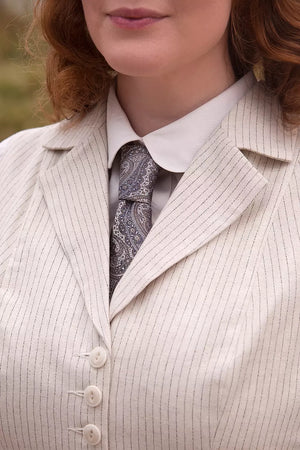 Emmy Design Pinstripe Liivi Laivastonsinisella Ja Ruskealla