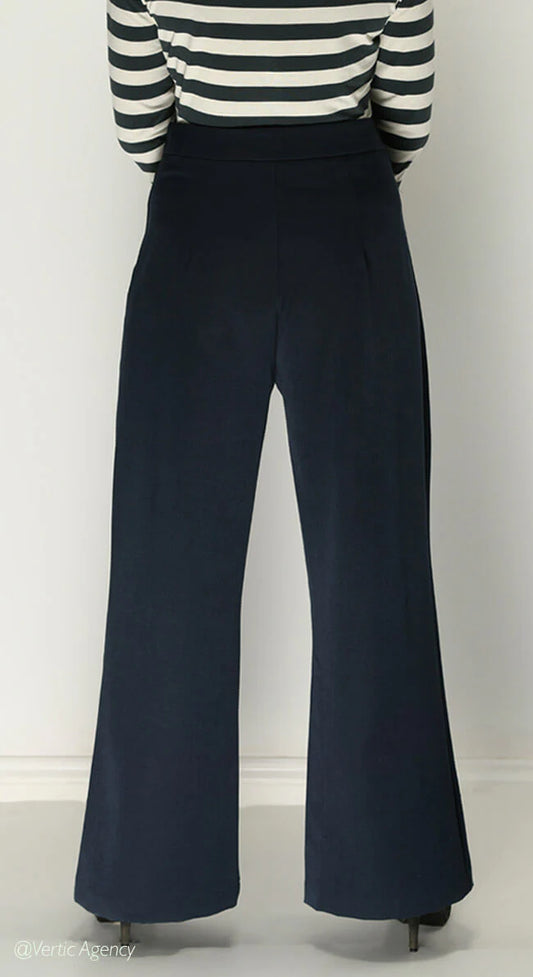 Rückansicht der Greta Sailor Pants von Weekend Doll