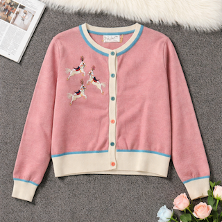 Palava Vera Cardigan rosa mit Pony Stickerei aus Bio Baumwolle Vorderansicht
