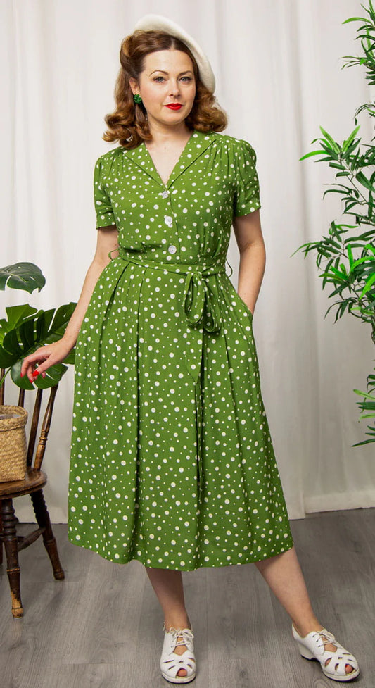 Katherine Shirt Dress mit Reverskragen und femininer Taillenbetonung