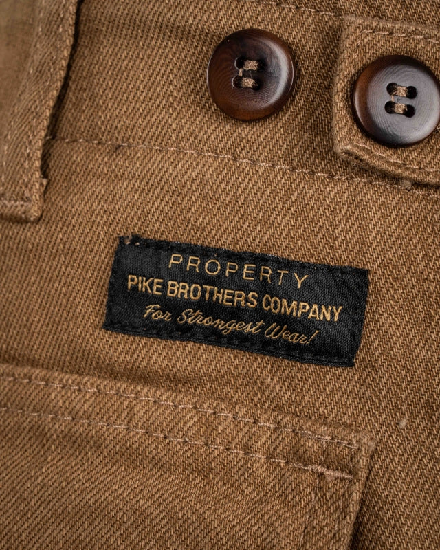Pike Brothers 1962 OG-107 Pant Brown – Detail der geknöpften Tasche und Verarbeitung