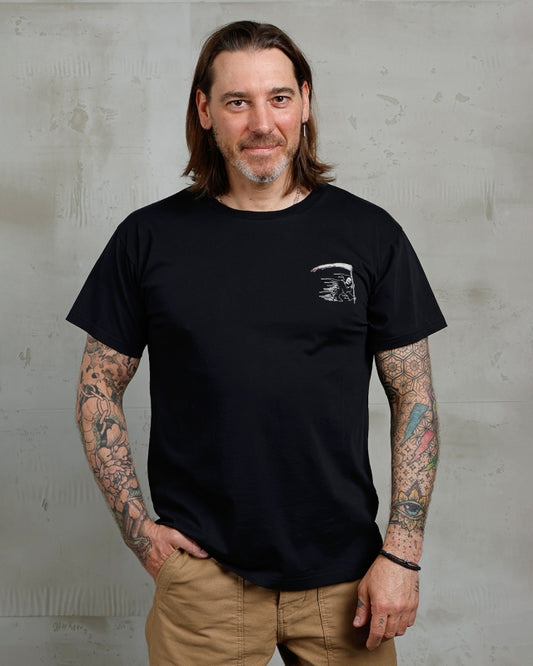 Schwarzes Retro Herren T-Shirt mit Rückenprint