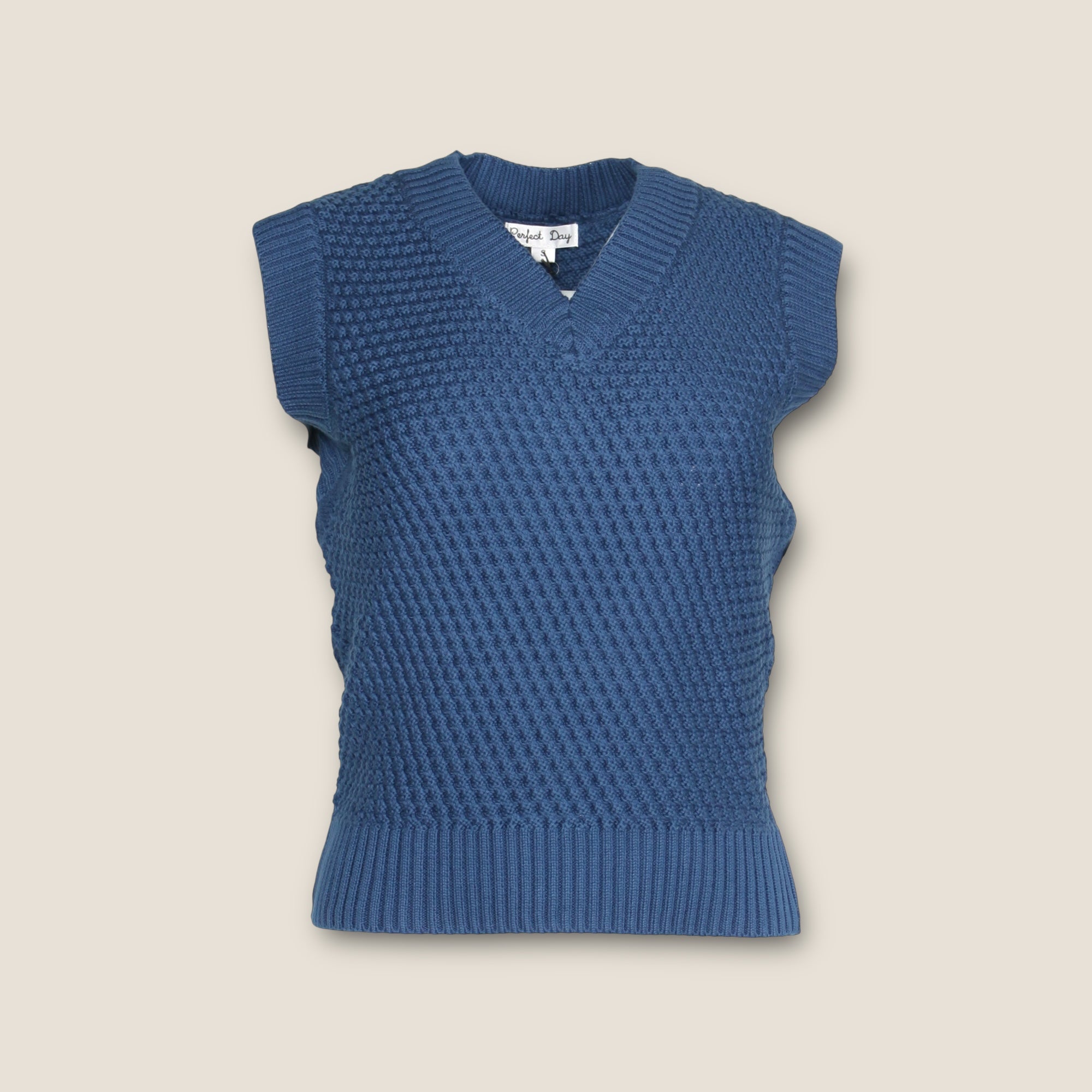 Circus Clothing Pullunder Alison navy Damenmode aus Bio-Baumwolle