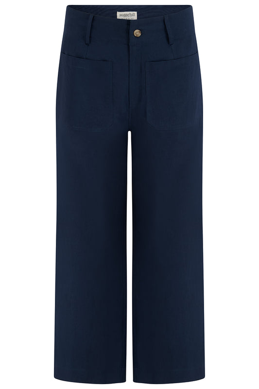 Vorderansicht Hose mit Taschen – lässiger Schnitt