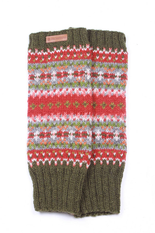 Pachamama Iona gestrickte Woll Beinstulpen im Fair Isle Muster freigestellt