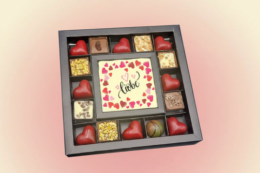 Pralinen Geschenkbox mit feinen Pralinen und 50 g Schokoladentafel mit Lebensmitteldruck