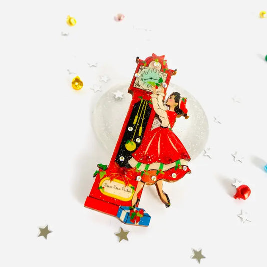 Retro Weihnachtsmädchen Brosche mit Glitzerharz