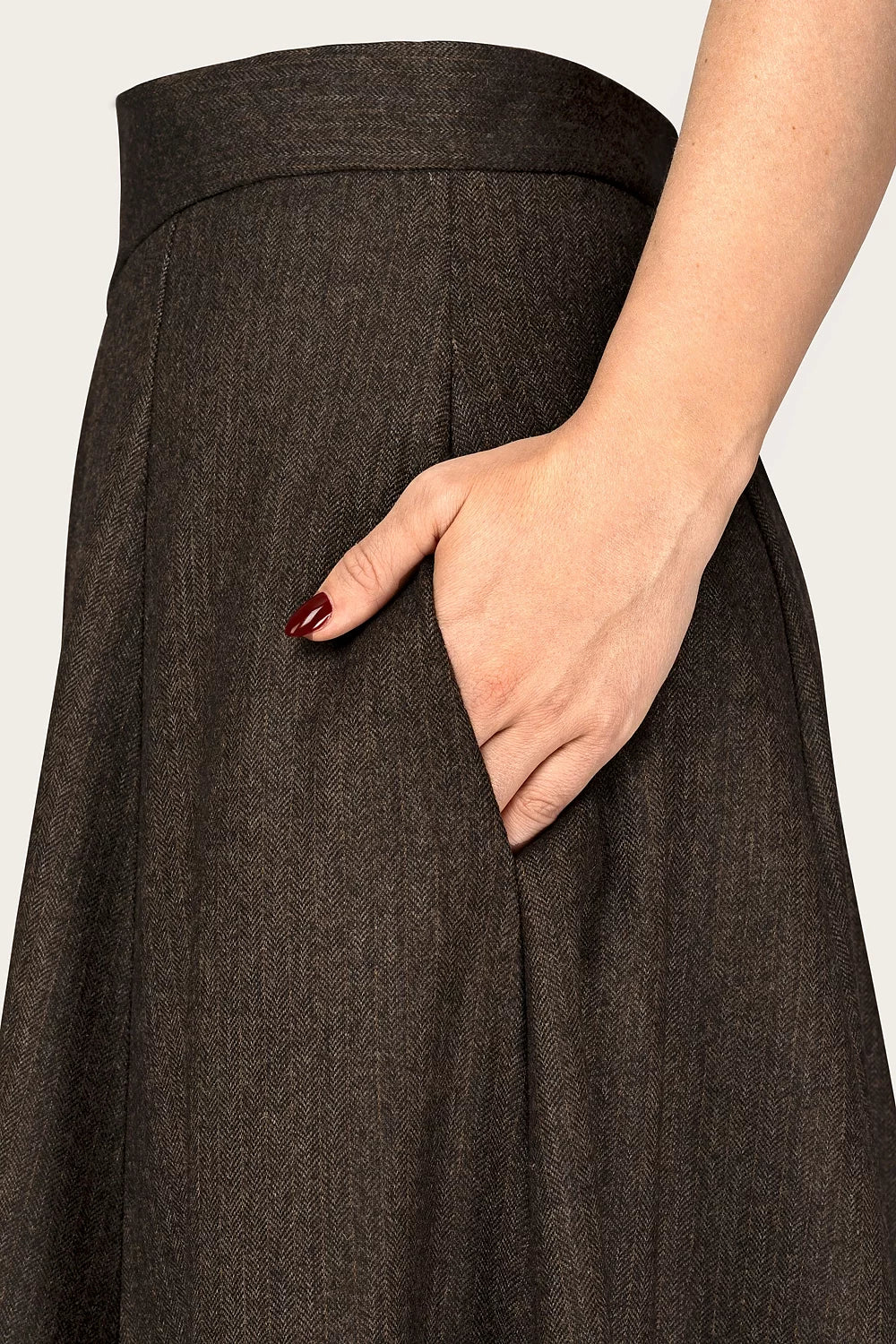 Detailansicht brauner Tweedrock Emmy Design – Pinstripe Retro Stil