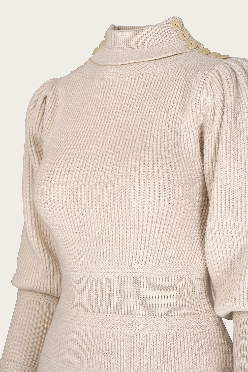 Edwardian Cycling Sweater antique white melange Detail Schulterknöpfe