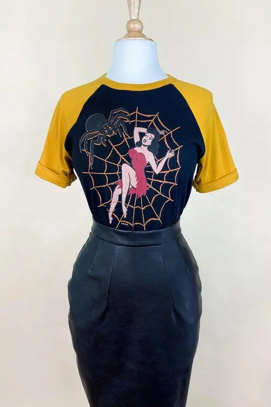 Halloween Pin up - Spinnennetz Raglan Shirt - schwarz/mustard - Dotty&Dan