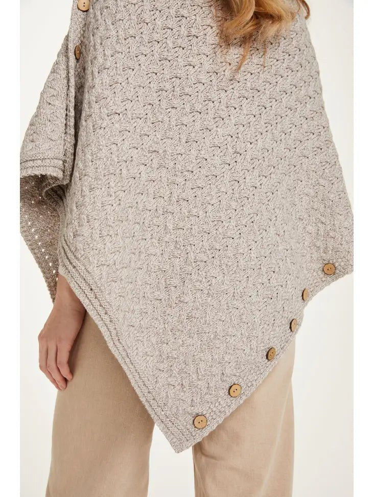 3-in-1 Poncho aus Merinowolle – Cape, Bolero, Poncho