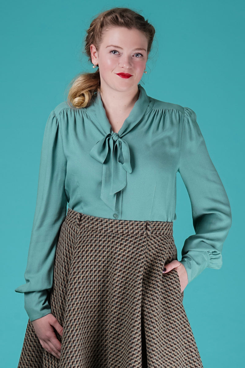 The Busy bow blouse - dusty blue