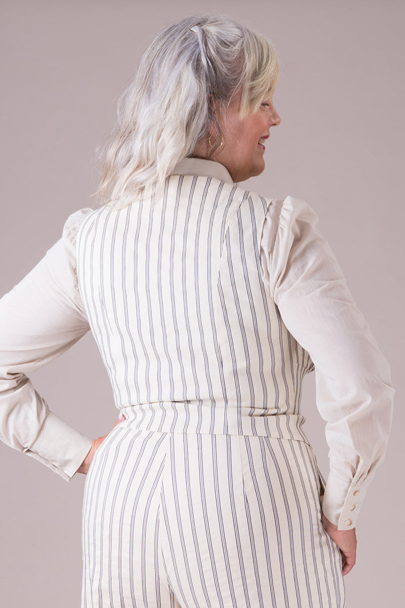 The gentlewoman waistcoat - Ivory/Blue stripe